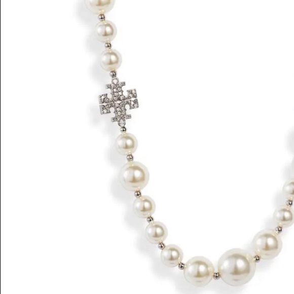 NWT Authentic classic rare Tory Burch Pearl Crystal Short Necklace - Picture 3 of 16